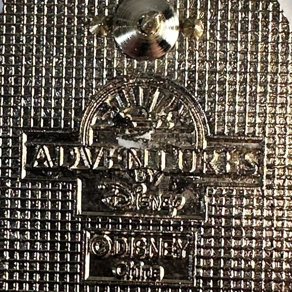 LUCKY 101 Dalmatians Adventures By Disney Pin 2008 Royal Guard A Royal Journey